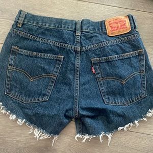 Levi 550 cut off jean Shorts vintage